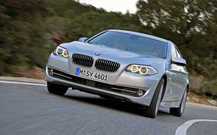 https://www.driving.co.uk/wp-content/uploads/sites/5/2014/01/BMW-520d-06.jpg
