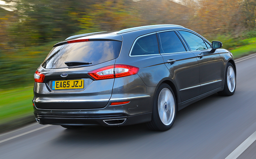 Ford Mondeo Vignale (2015) review