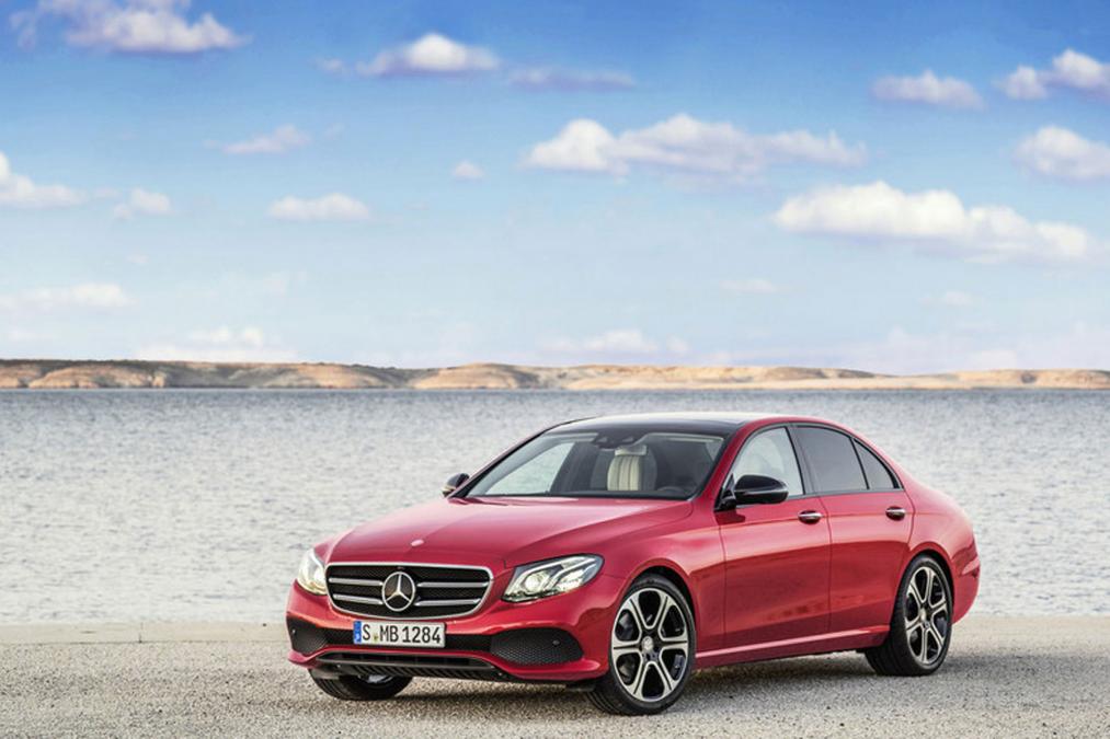 2016 Mercedes E-class: official pictures leaked before Detroit motor show  unveiling
