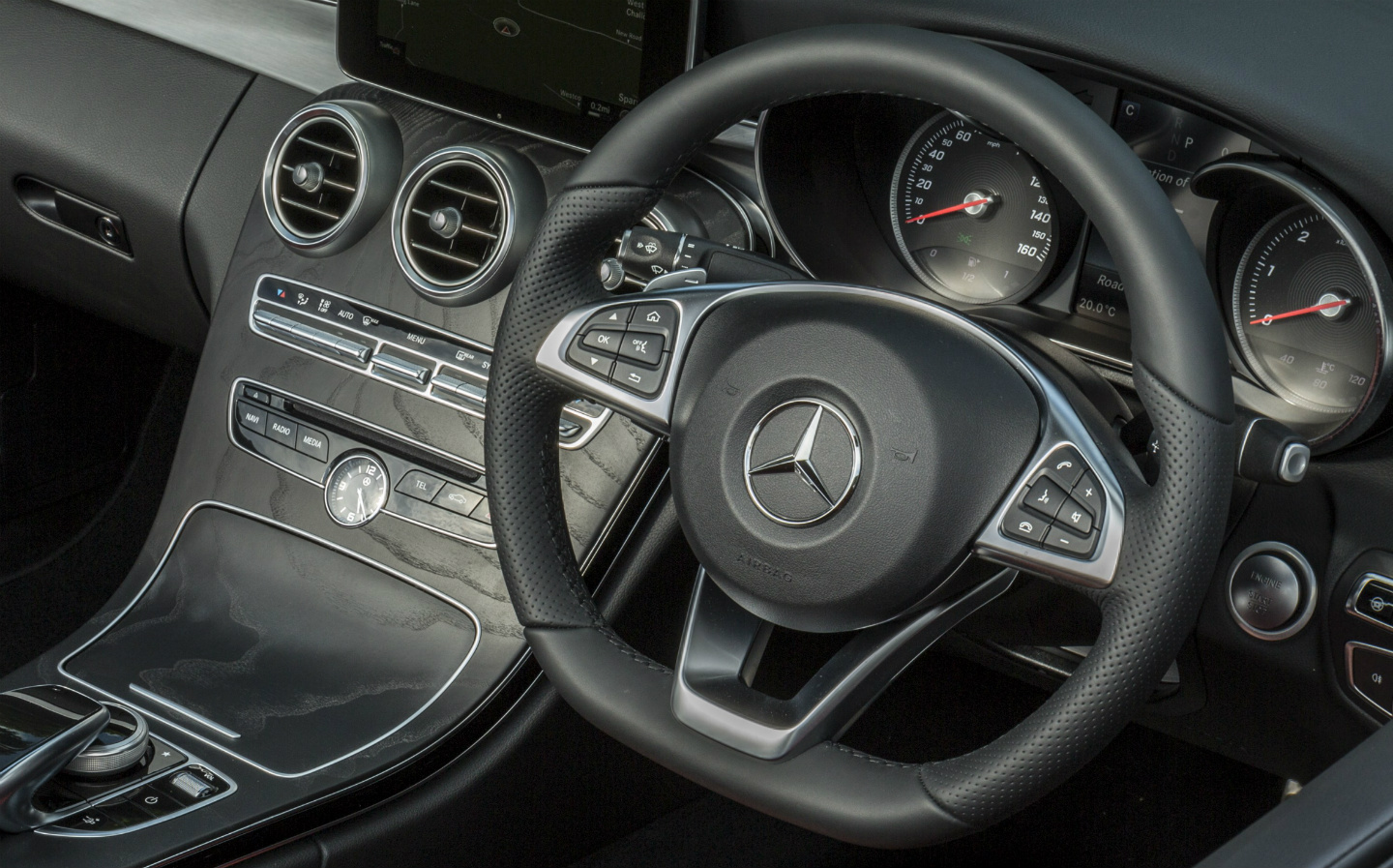 Mercedes airbag recall affects 400,000 cars in the UK