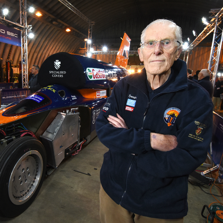 Ron-Ayers-and-Bloodhound-supersonic-car-720 - Driving.co.uk from The ...