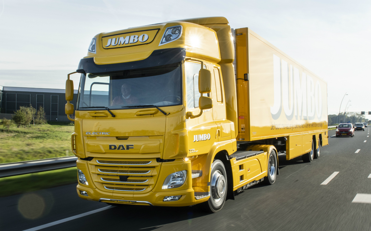 DAF Trucks' first electric lorry delivered to supermarket chain