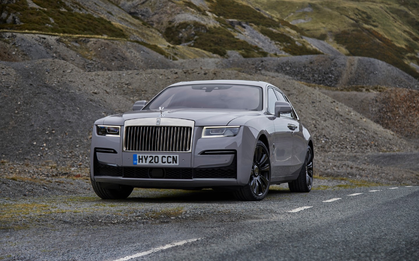 Whats the Fastest RollsRoyce Vehicle