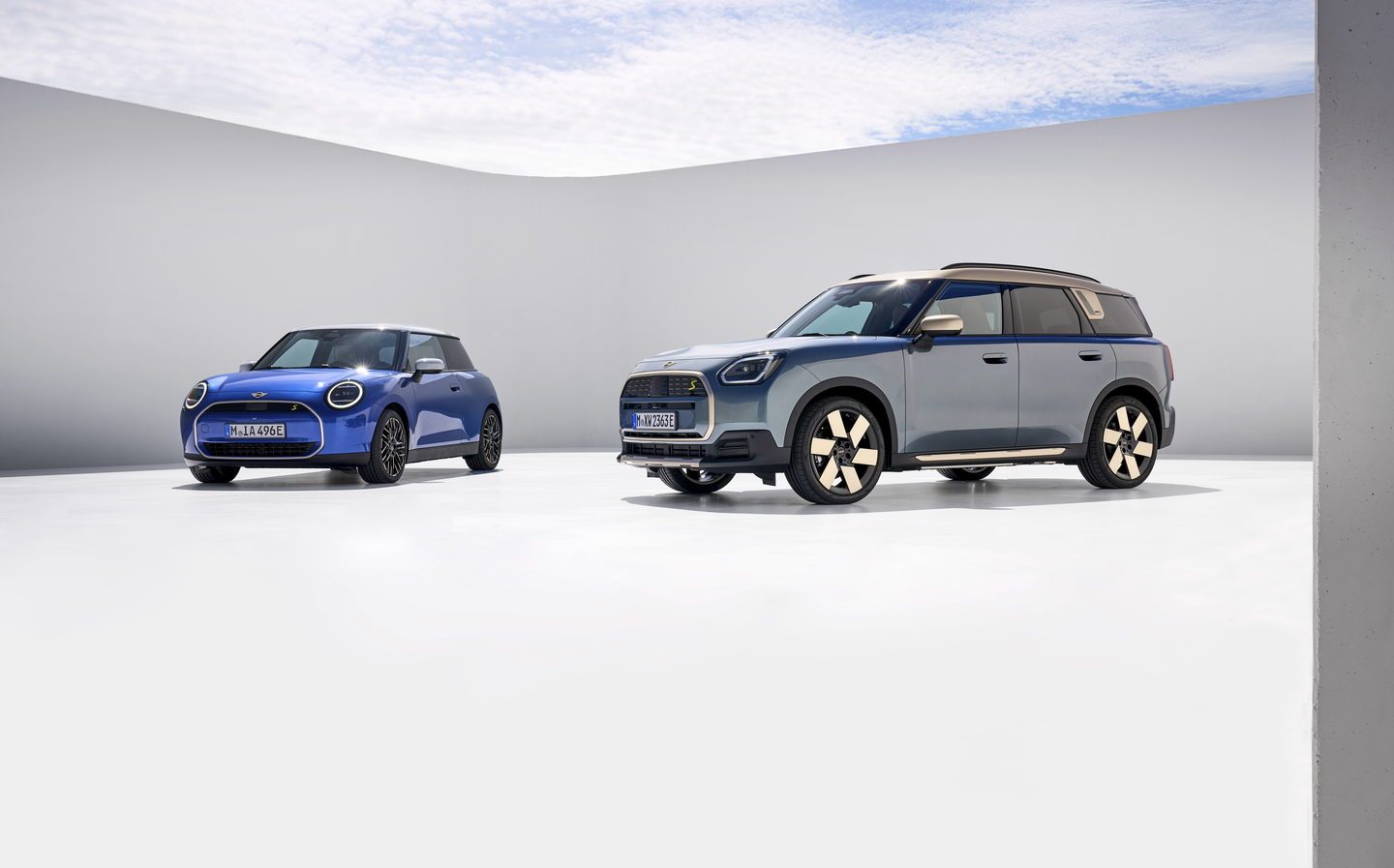 New Mini Cooper hatch and Countryman SUV revealed for 2024 with electric  power for both