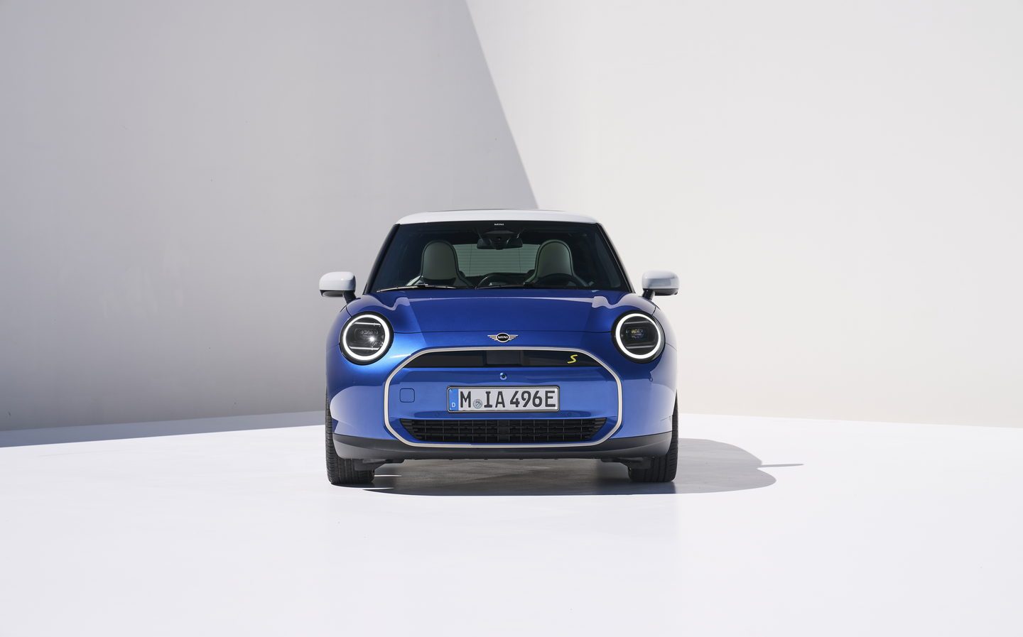 New Mini Cooper hatch and Countryman SUV revealed for 2024 with electric  power for both