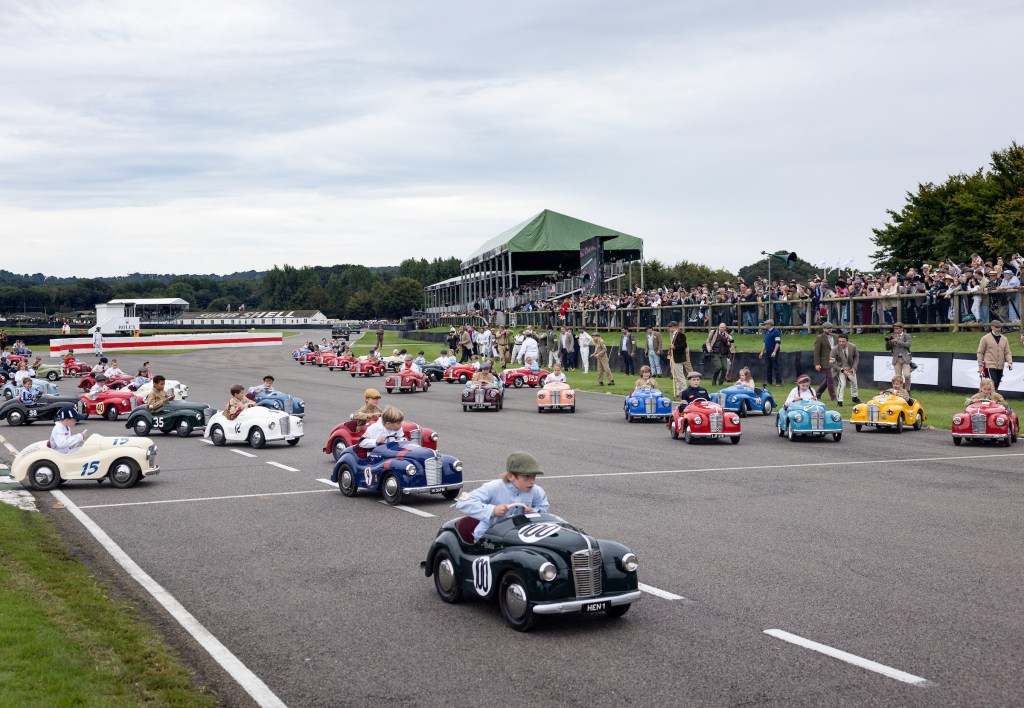  The start of the Settrington Cup part 1, involving Austin J40s and children aged four to 10. Photo: © Rolex/ Felix Diemer