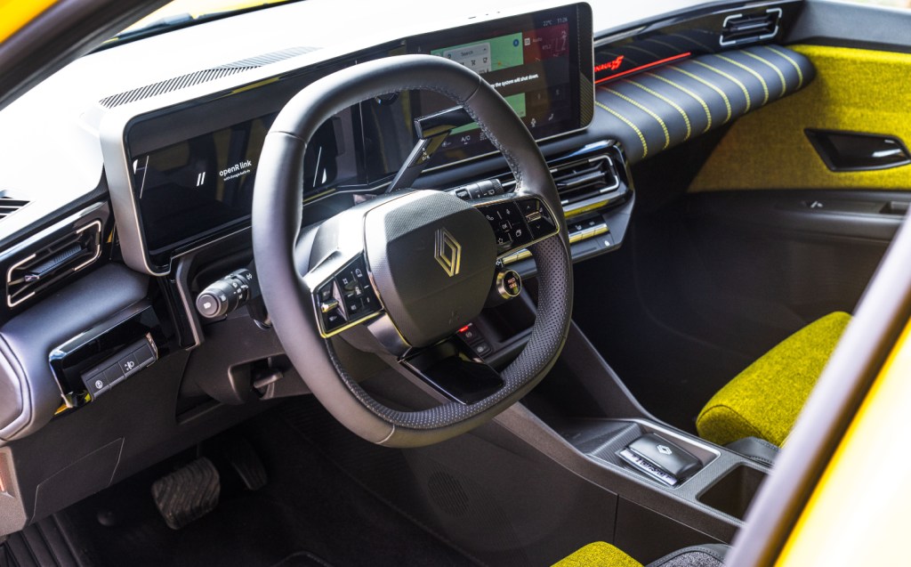 2024 Renault 5 Iconic five interior