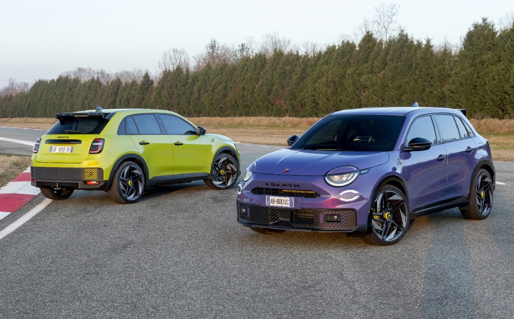 Abarth 600e Turismo and Scorpionissima static shot