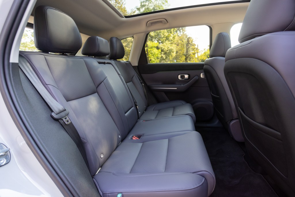 Leapmotor C10 SUV rear seats