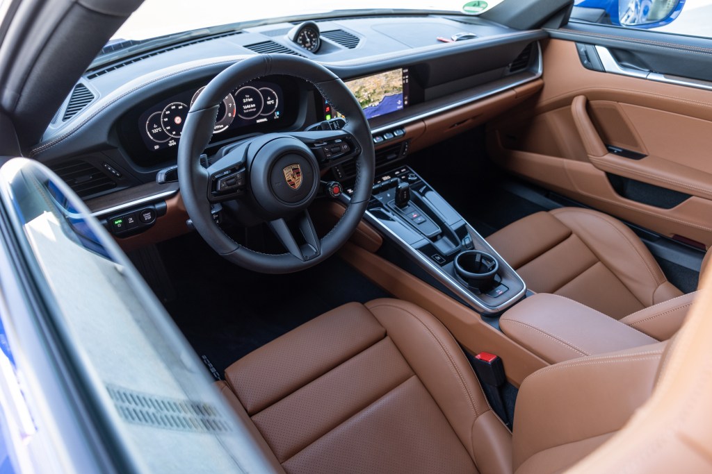 Porsche 911 interior