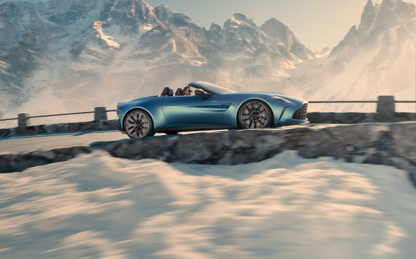 Aston Martin Vantage Roadster