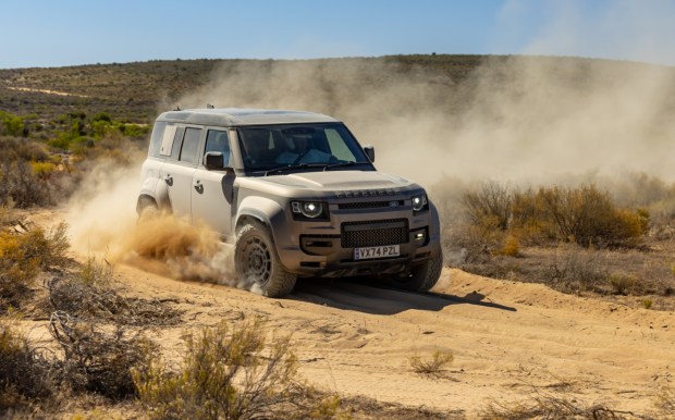 Land Rover Defender Octa on sand