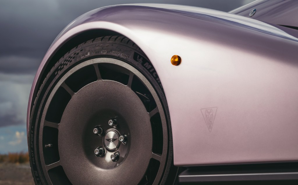 Morgan Supersport front wheel close-up